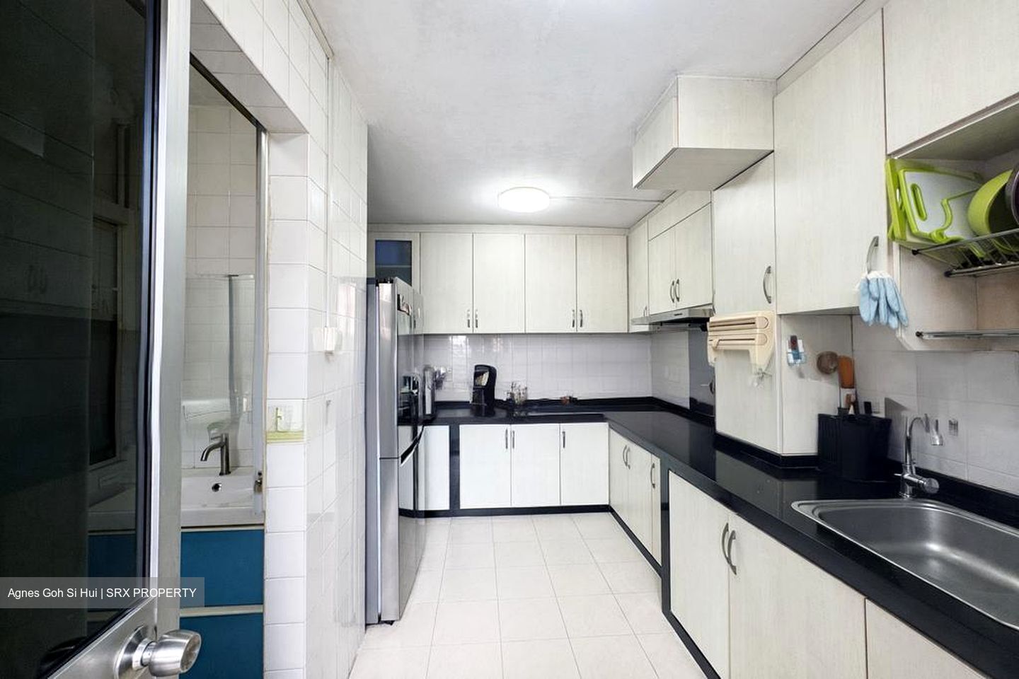 Blk 834 Hougang Central (Hougang), HDB Executive #526124191